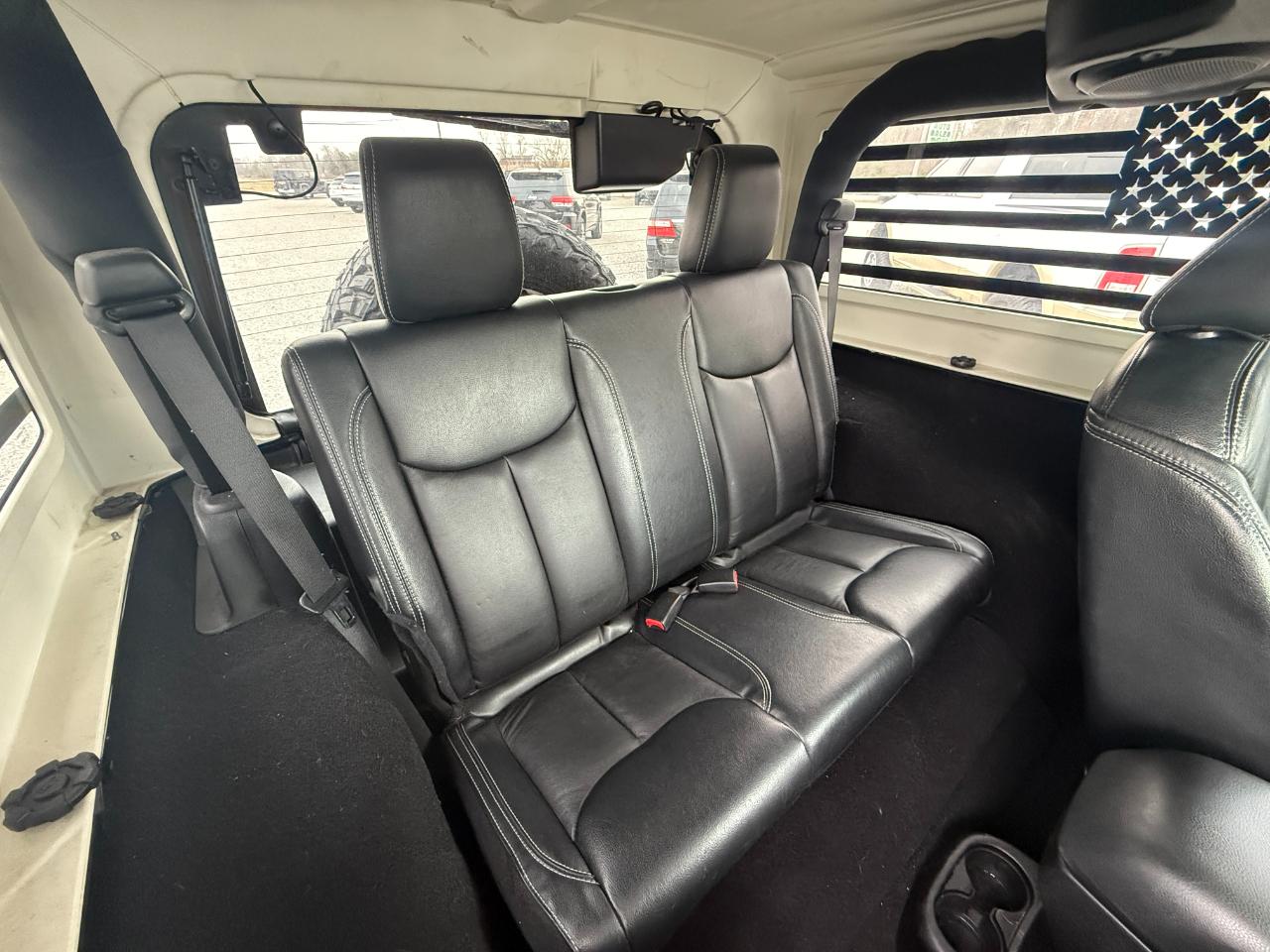 Jeep Wrangler Sahara 4WD 2013