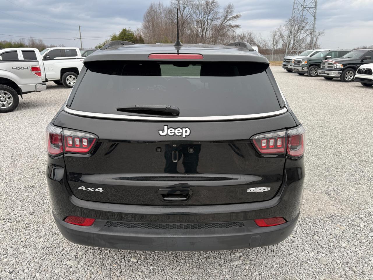 Jeep Compass Latitude FWD 2017