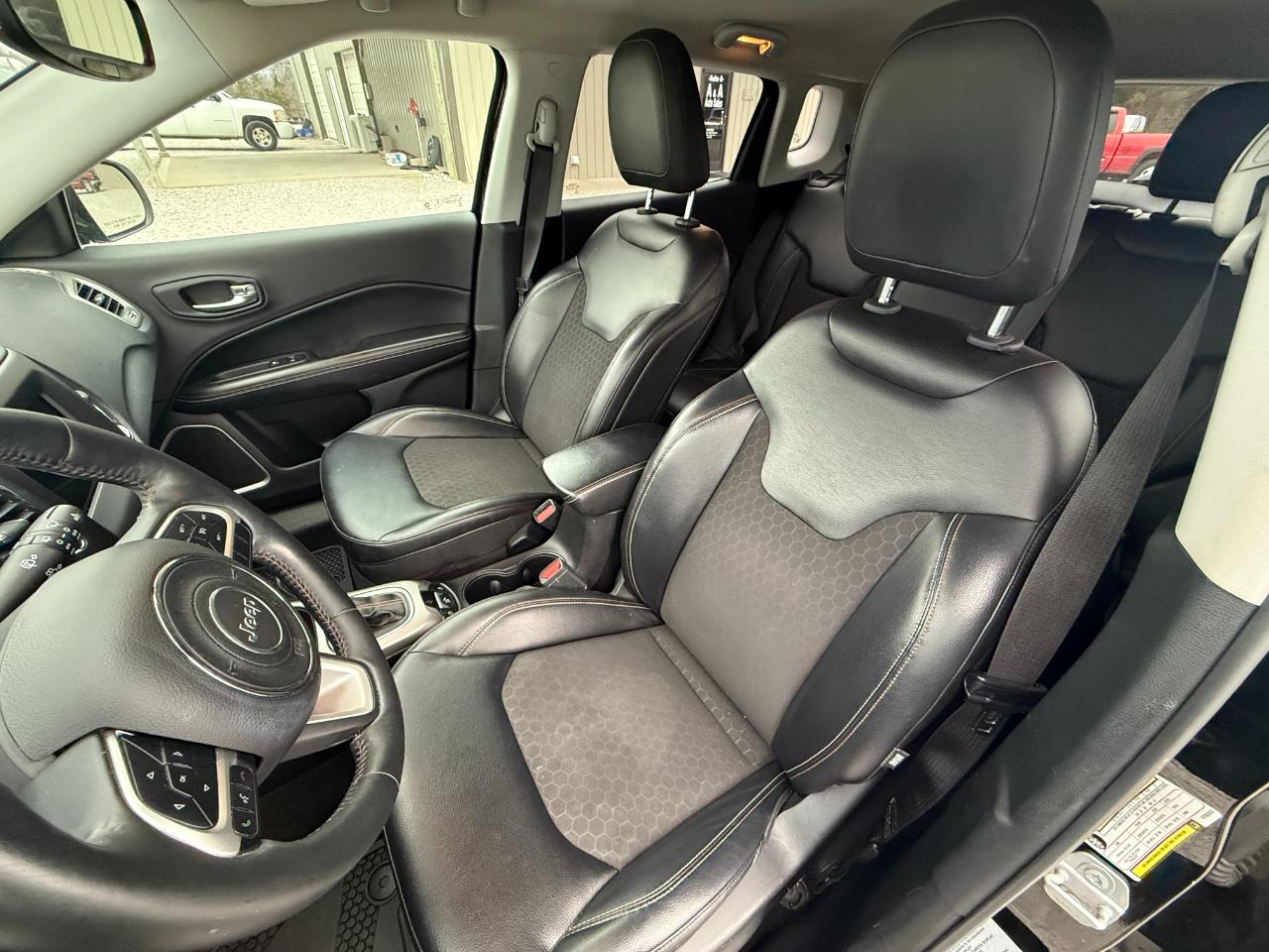 Jeep Compass Latitude FWD 2017