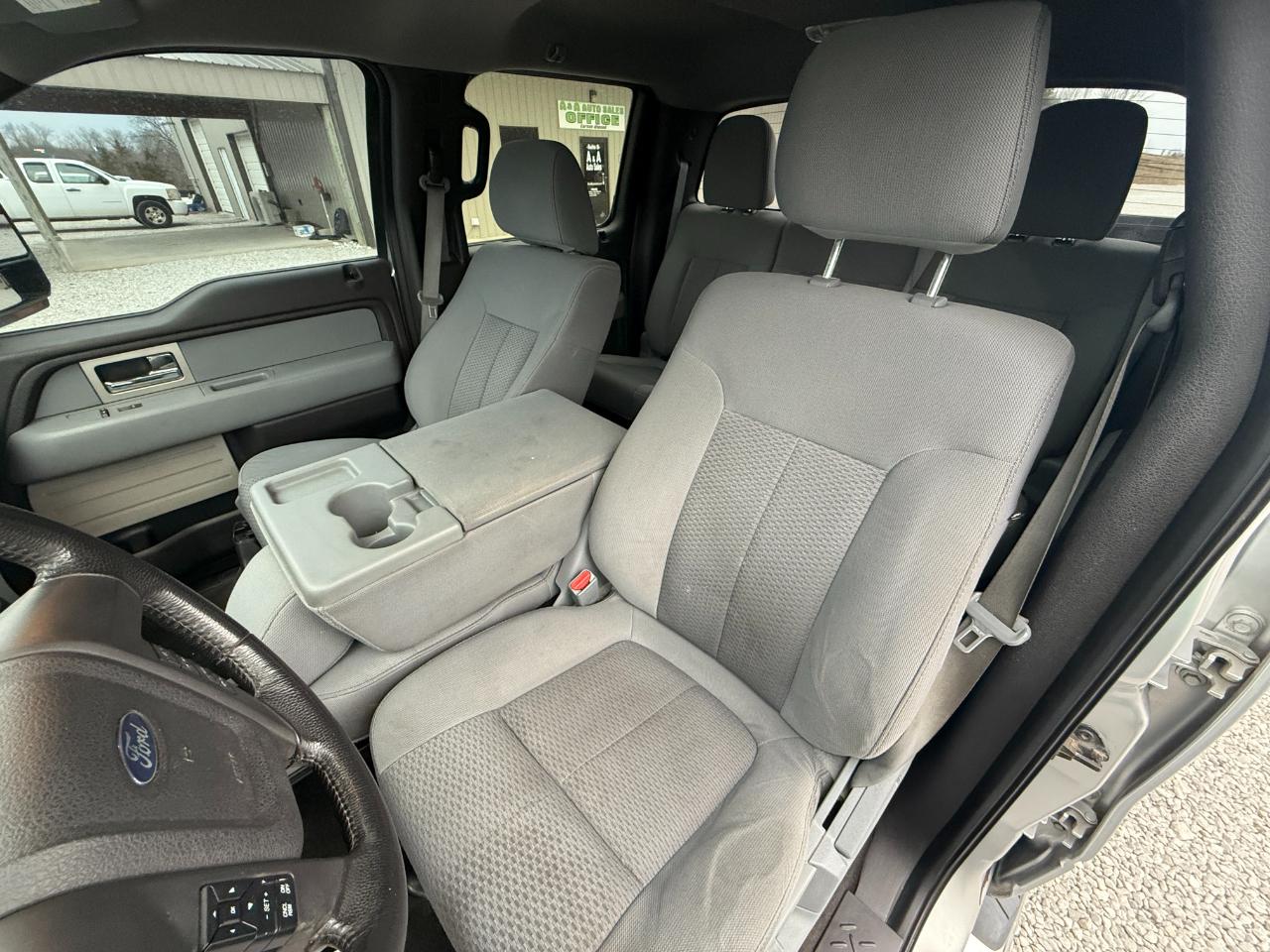 Ford F-150 XLT SuperCrew 4WD 2011