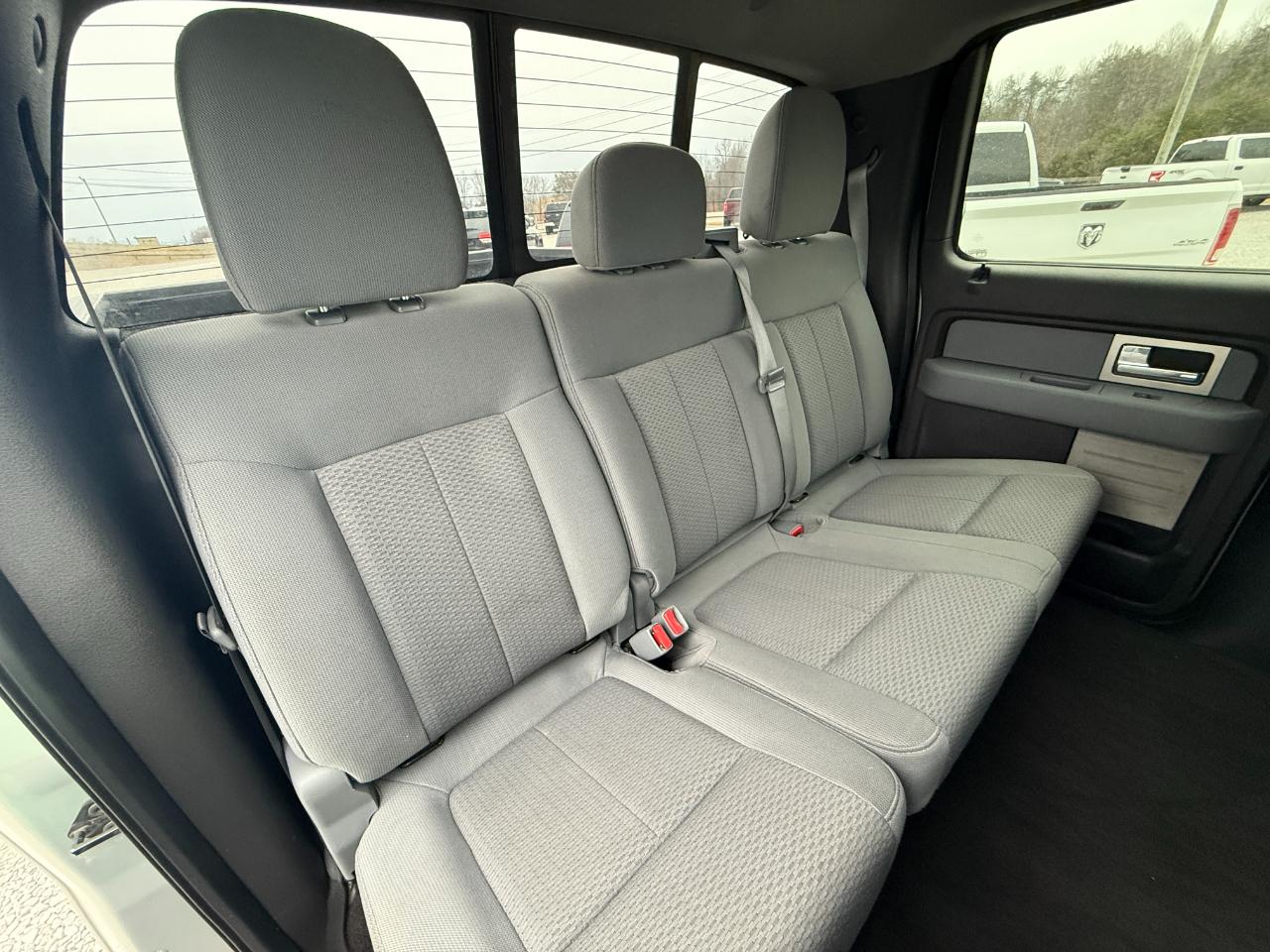 Ford F-150 XLT SuperCrew 4WD 2011