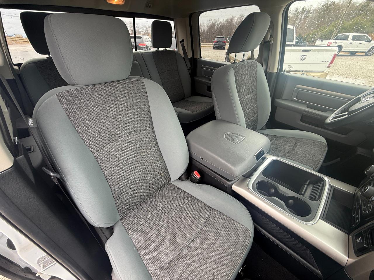 RAM 1500 Classic Tradesman Crew Cab SWB 4WD 2019