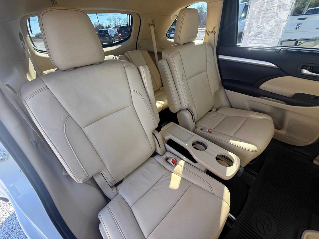 Toyota Highlander XLE AWD V6 2017