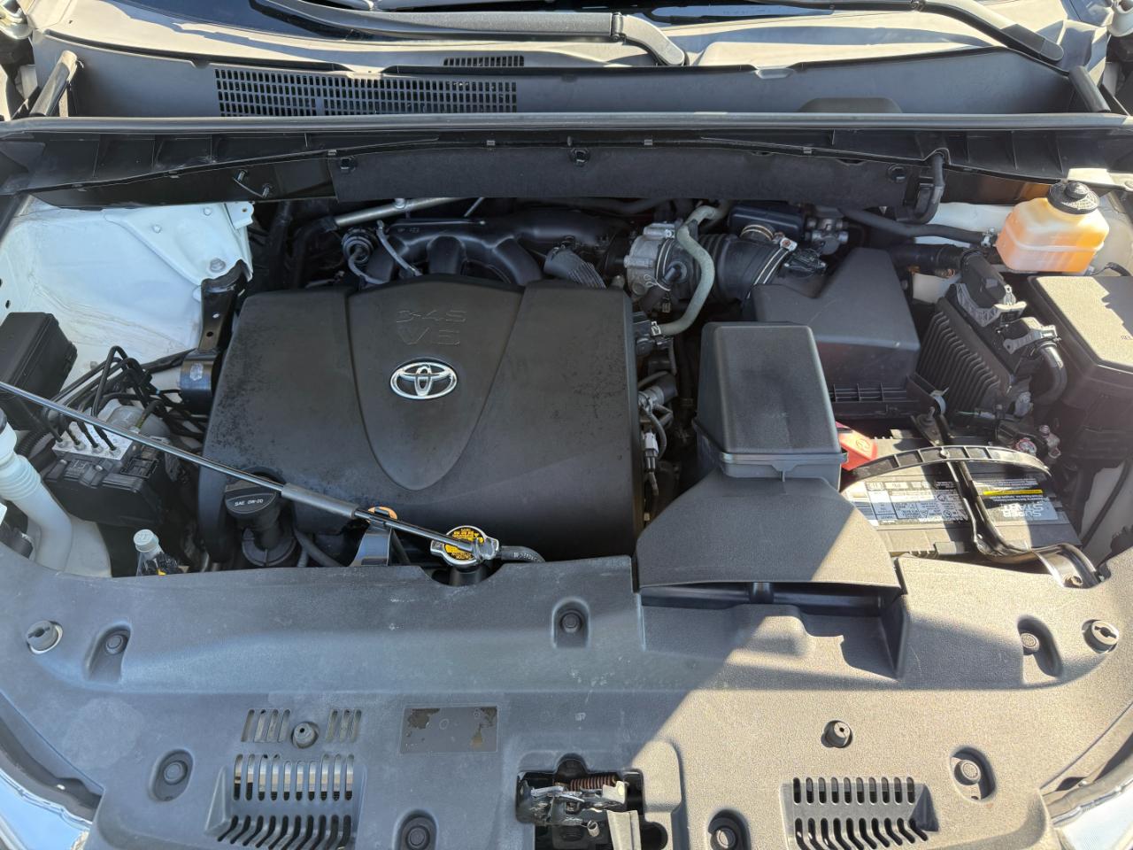 Toyota Highlander XLE AWD V6 2017