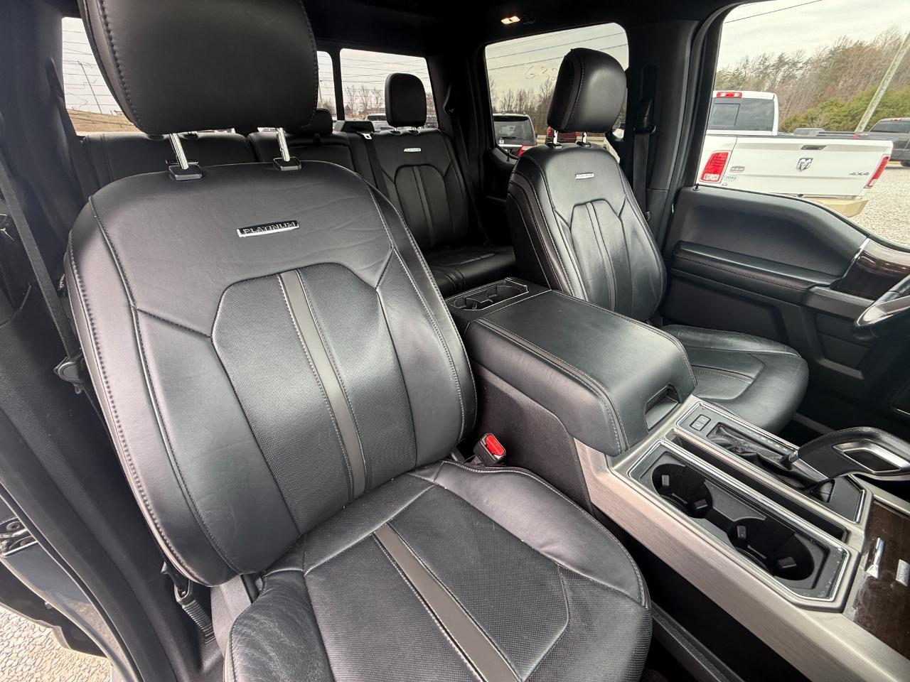 Ford F-150 Lariat SuperCrew 4WD 2017