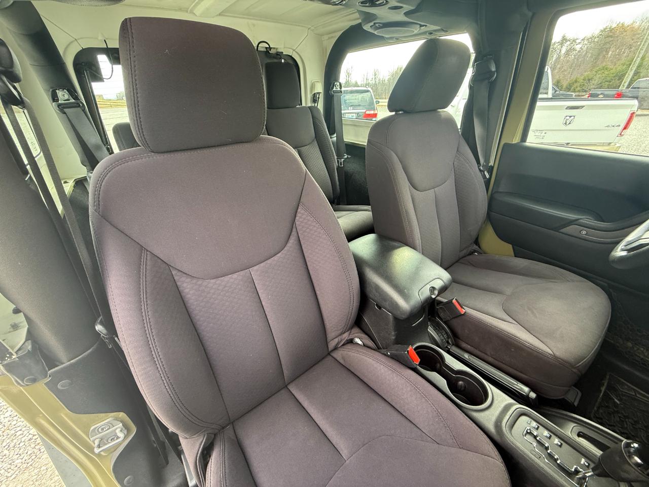 Jeep Wrangler Sport 4WD 2013