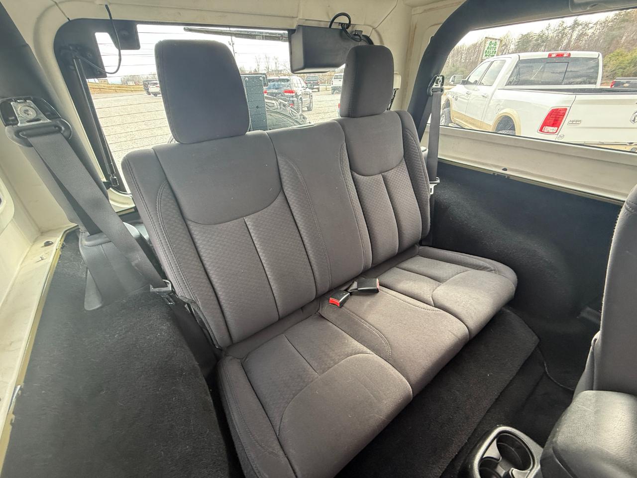 Jeep Wrangler Sport 4WD 2013