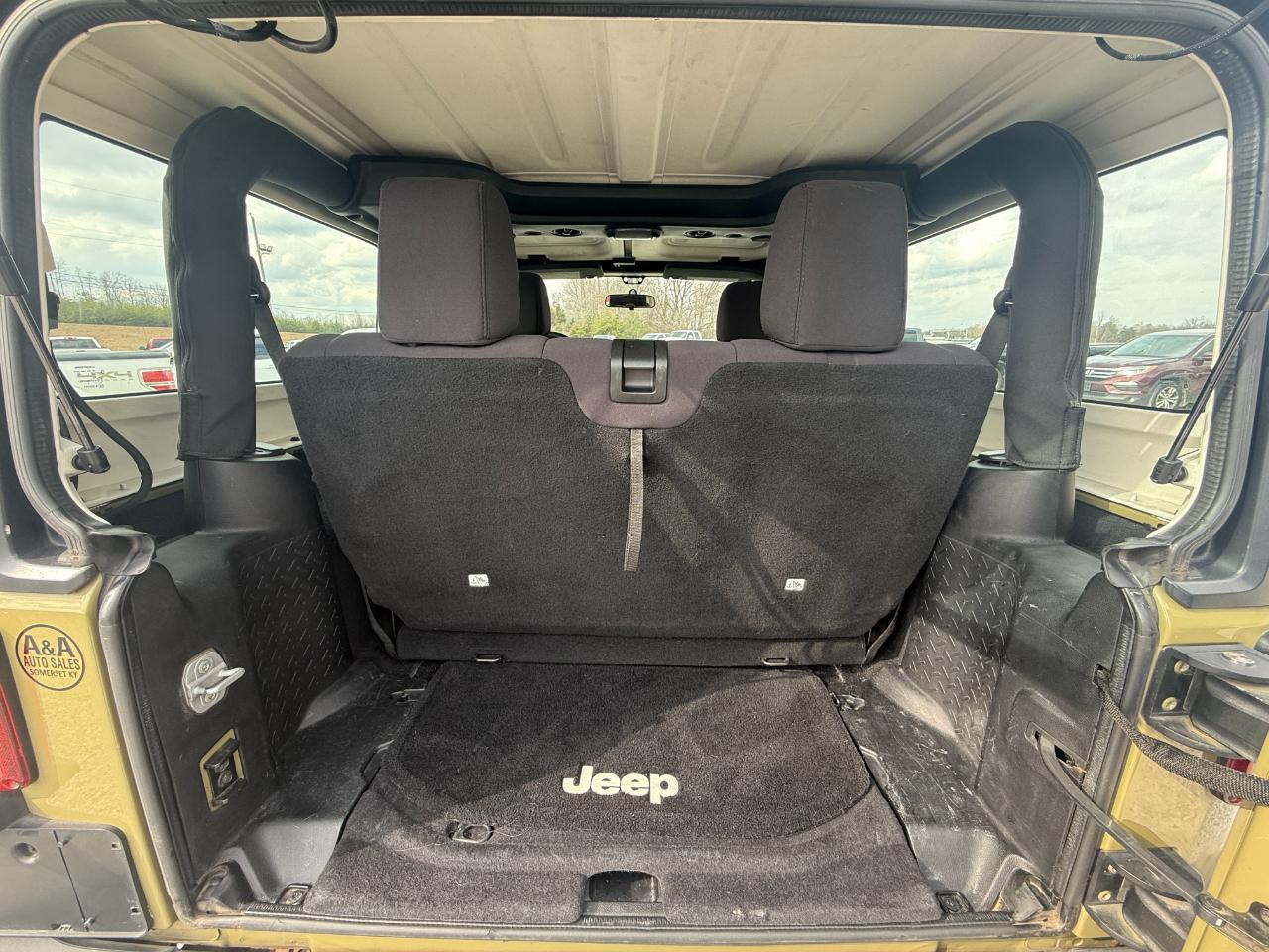 Jeep Wrangler Sport 4WD 2013