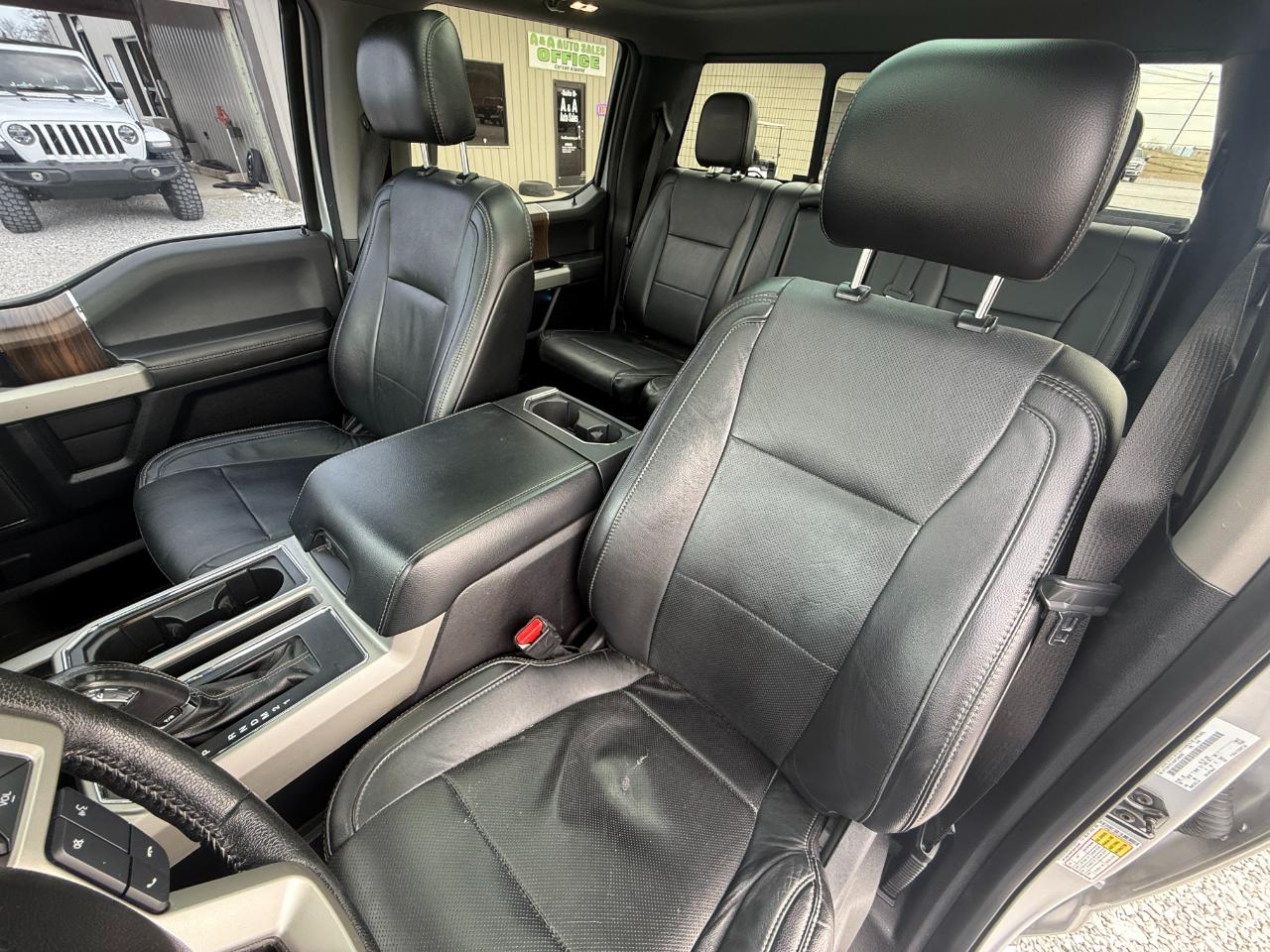 Ford F-150 Lariat SuperCrew 4WD 2016