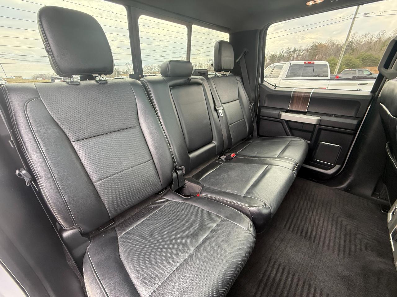 Ford F-150 Lariat SuperCrew 4WD 2016