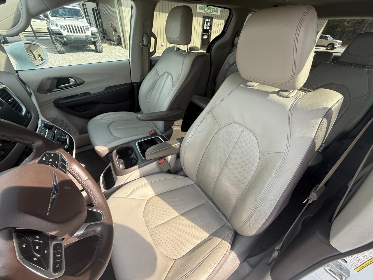 Chrysler Pacifica Touring-L Plus 2018