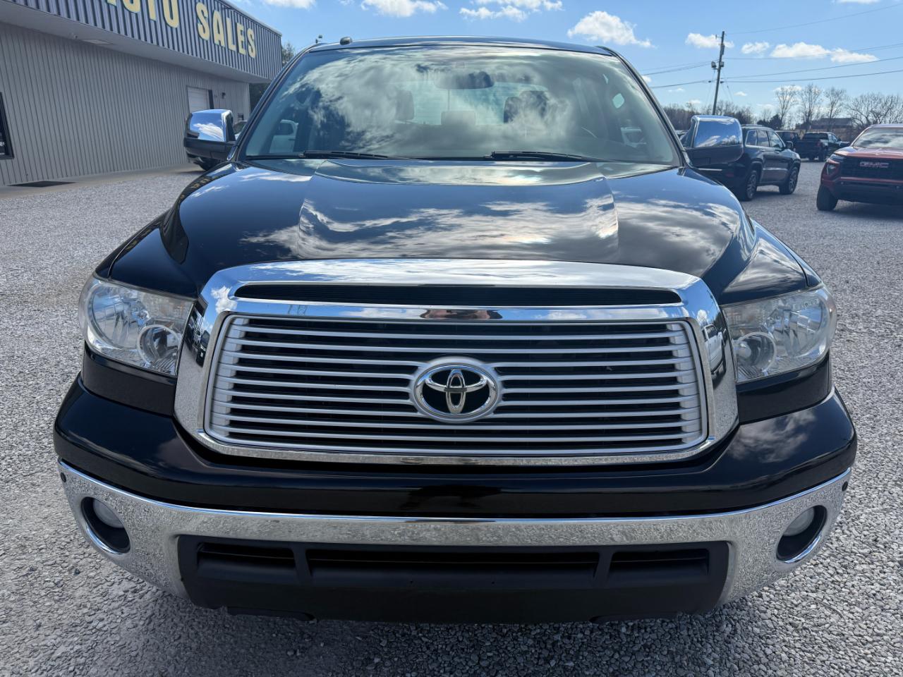Toyota Tundra Limited 5.7L FFV CrewMax 4WD 2012
