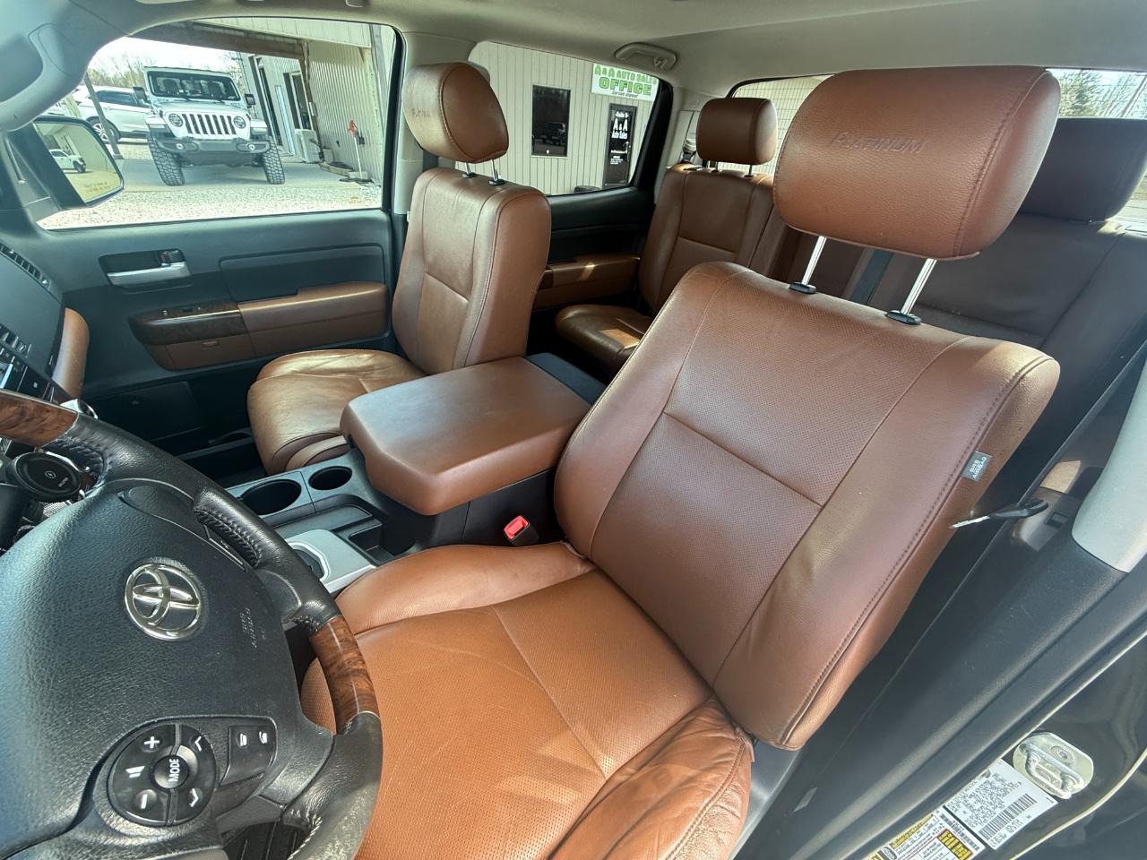 Toyota Tundra Limited 5.7L FFV CrewMax 4WD 2012