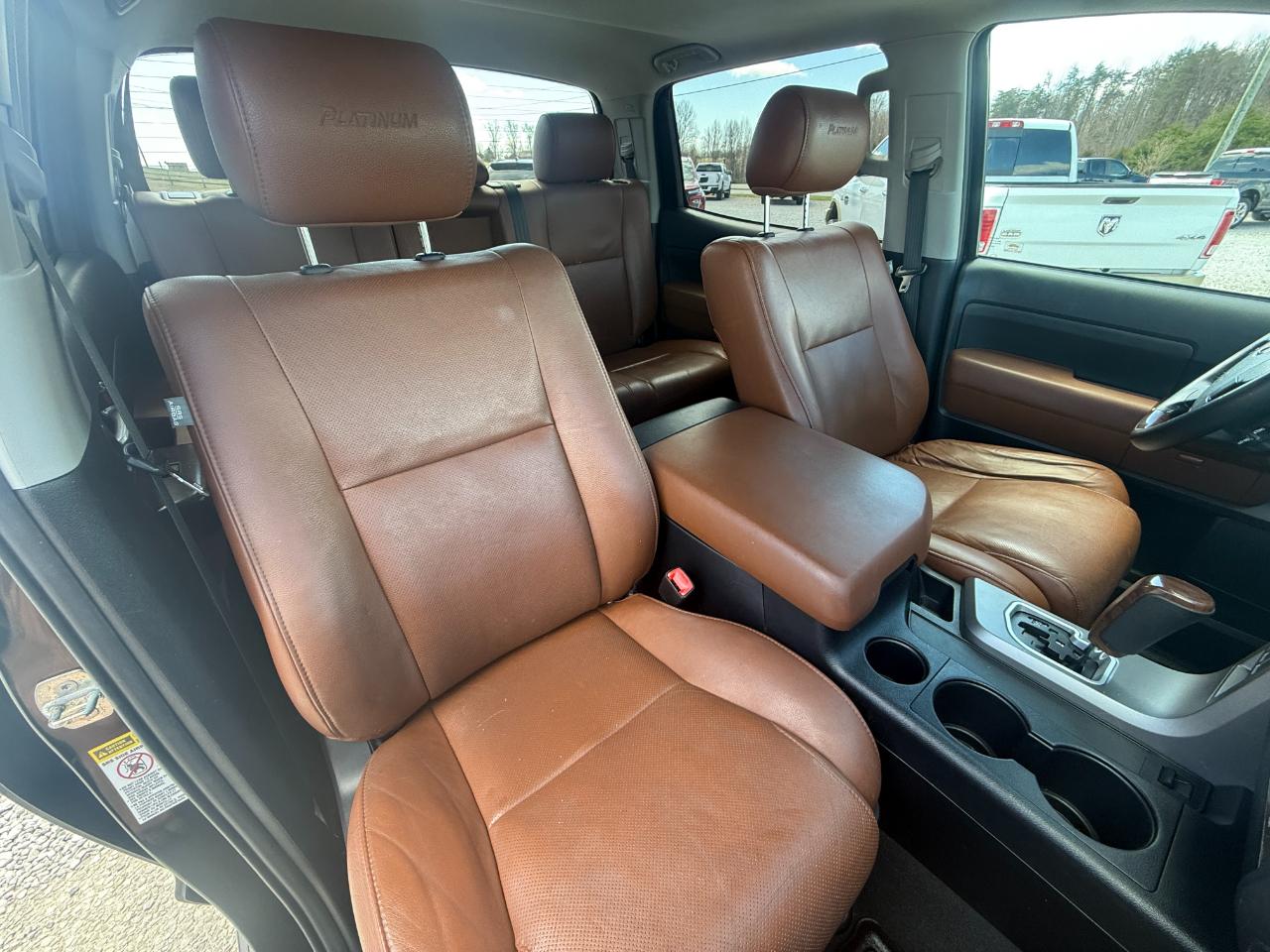 Toyota Tundra Limited 5.7L FFV CrewMax 4WD 2012