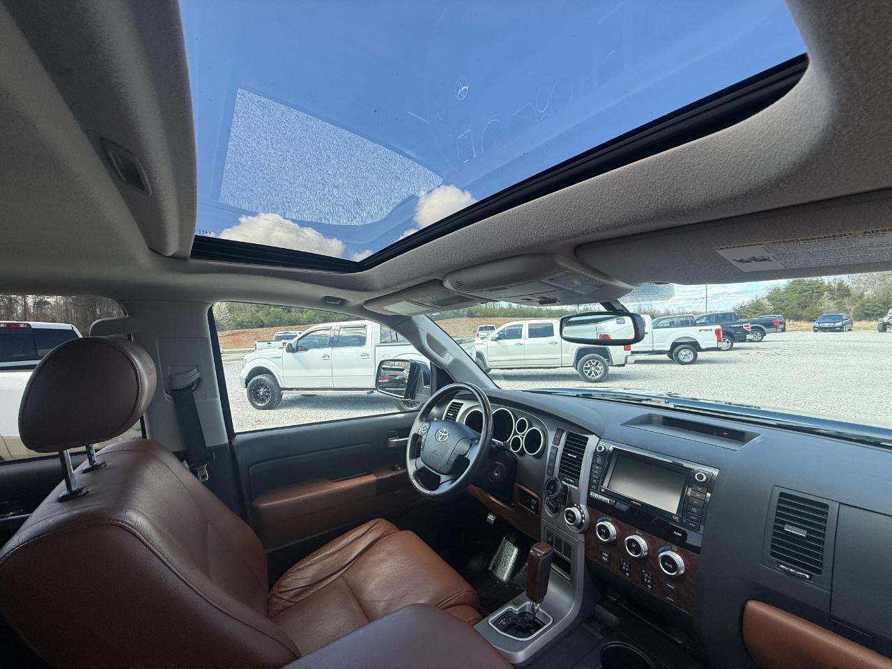 Toyota Tundra Limited 5.7L FFV CrewMax 4WD 2012