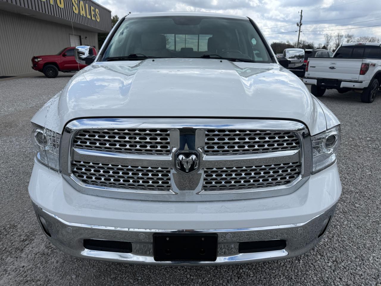 RAM 1500 Laramie Crew Cab SWB 4WD 2016