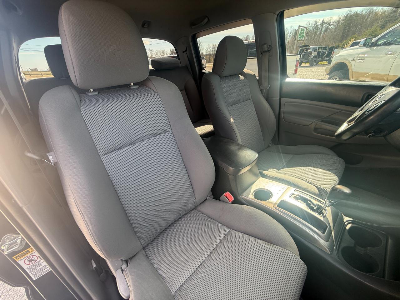 Toyota Tacoma Double Cab V6 4WD 2015