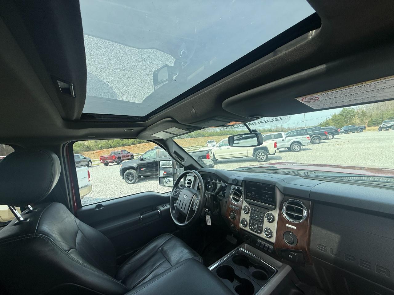 Ford F-250 SD Lariat Crew Cab 4WD 2015