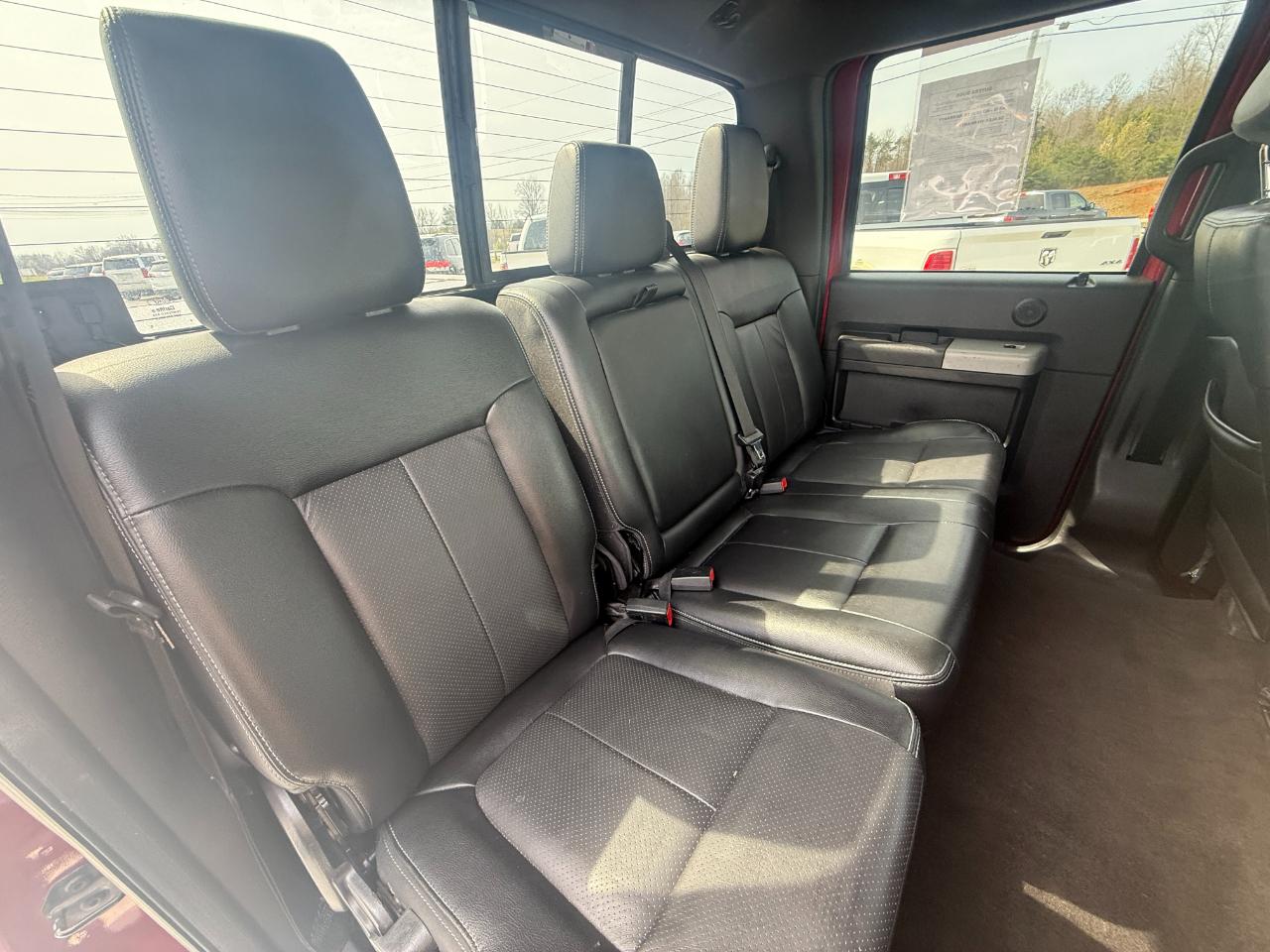 Ford F-250 SD Lariat Crew Cab 4WD 2015