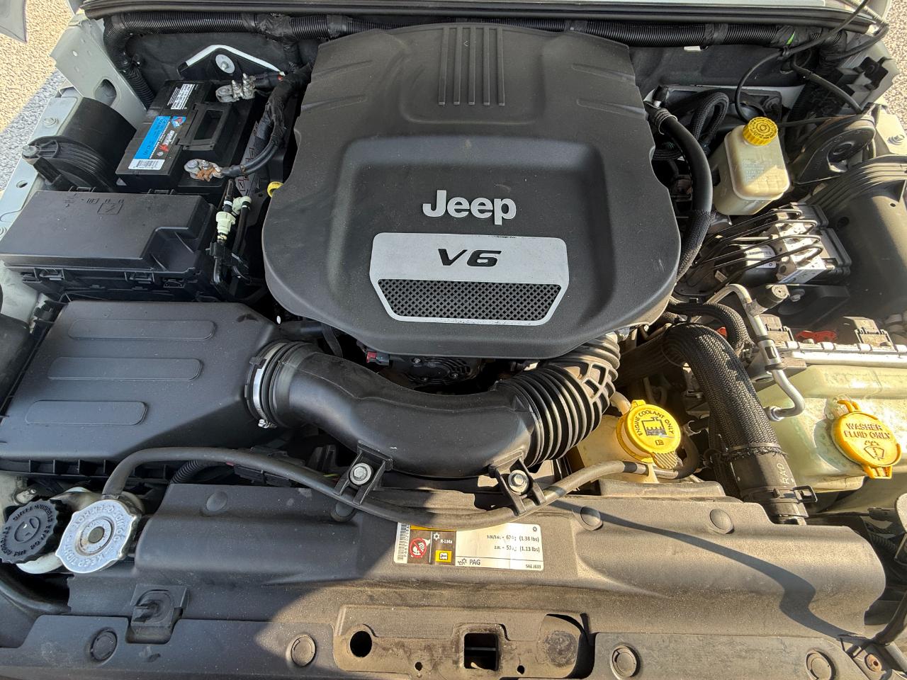 Jeep Wrangler Unlimited Sahara 4WD 2014