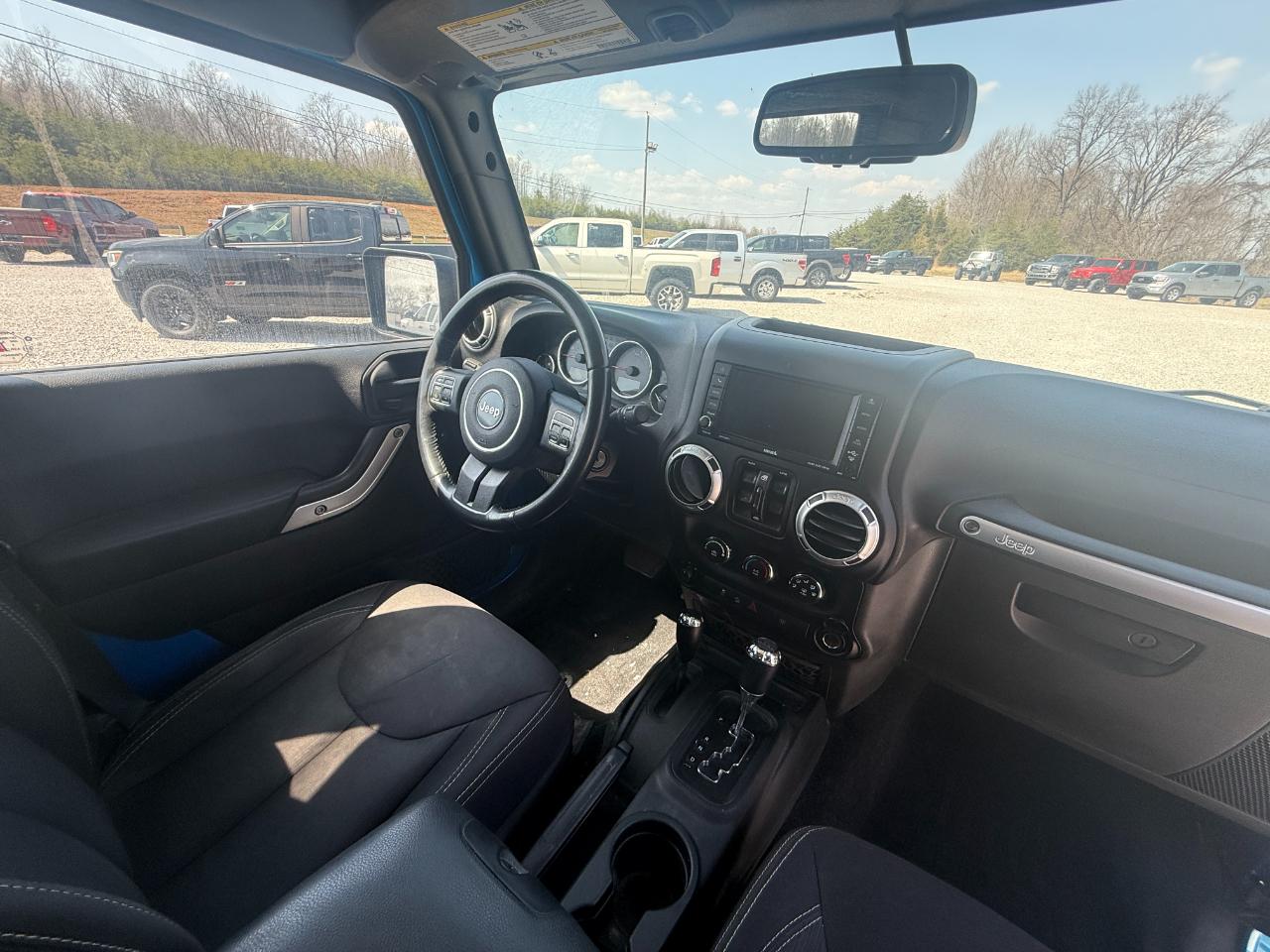 Jeep Wrangler Unlimited Sahara 4WD 2015