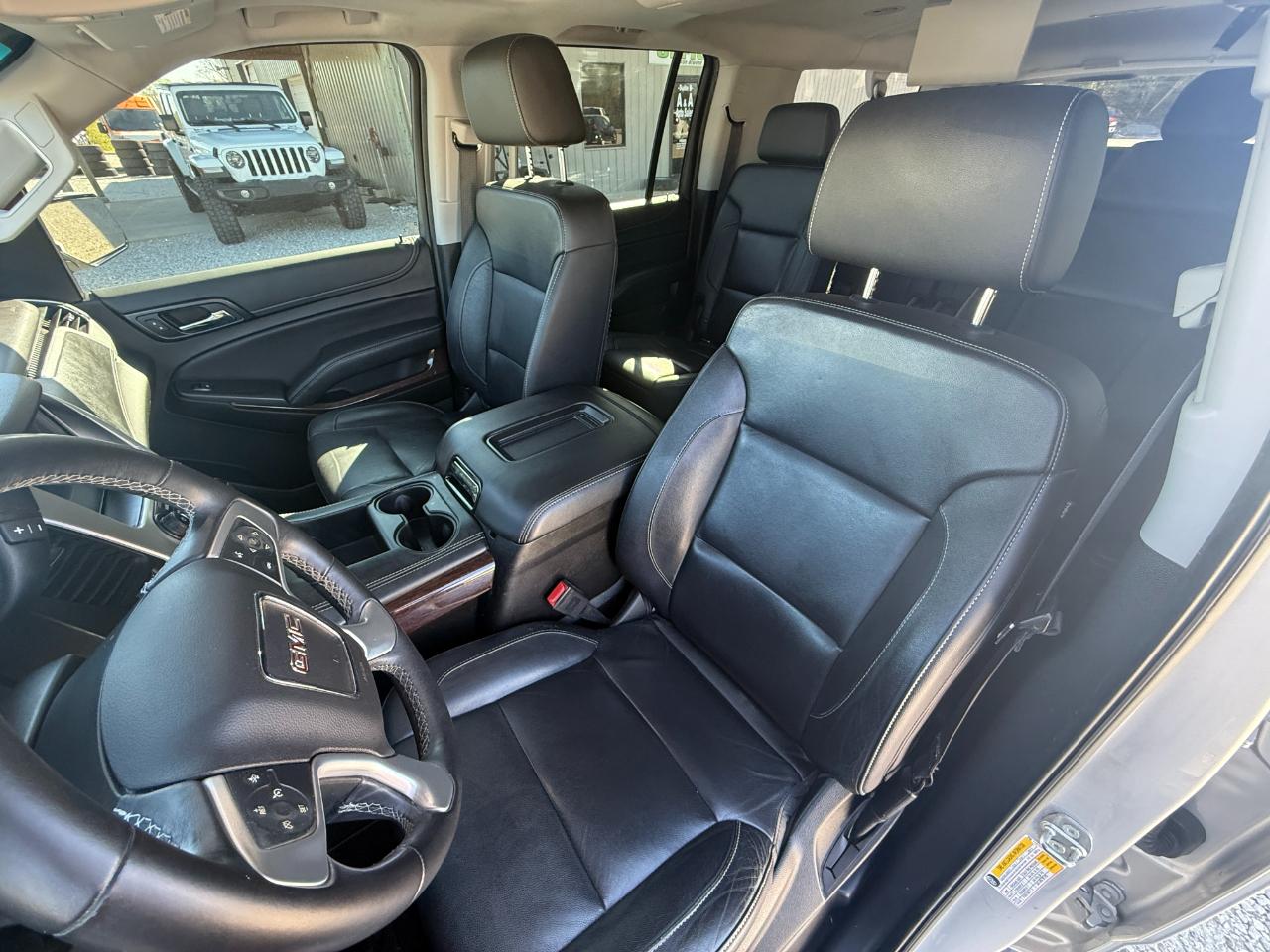GMC Yukon XL SLT Standard Edition 4WD 2018
