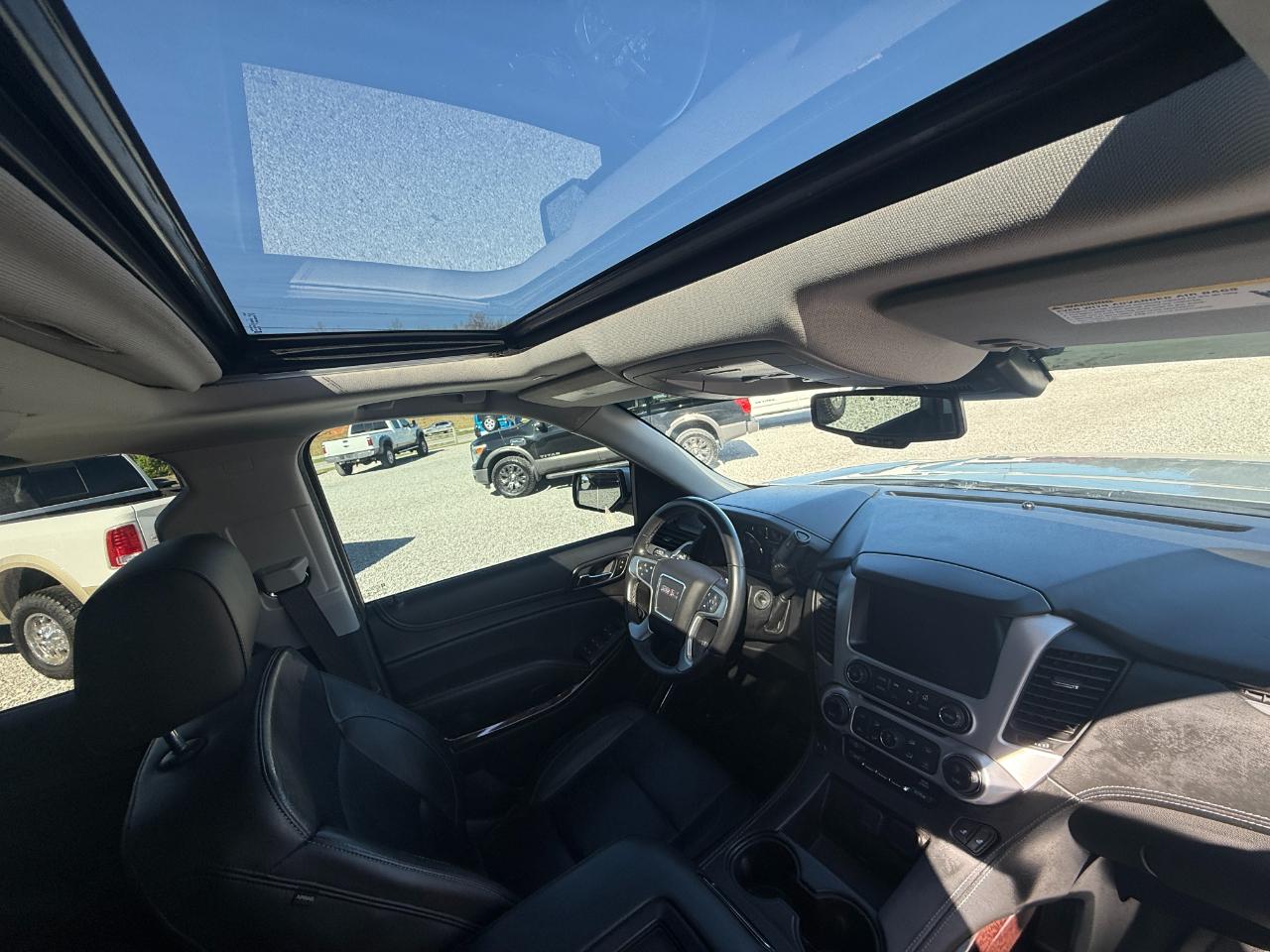 GMC Yukon XL SLT Standard Edition 4WD 2018