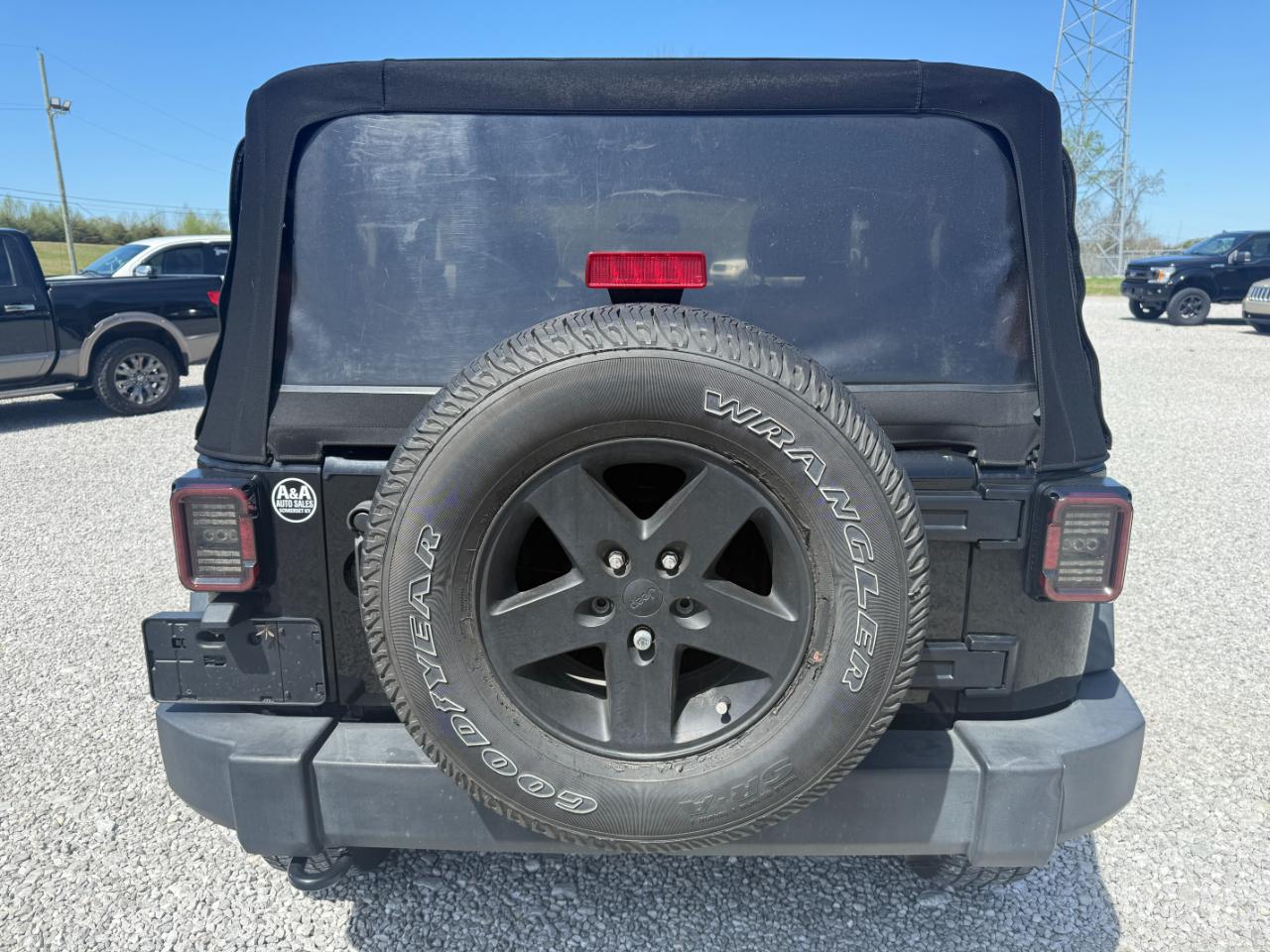 Jeep Wrangler Sport 4WD 2014