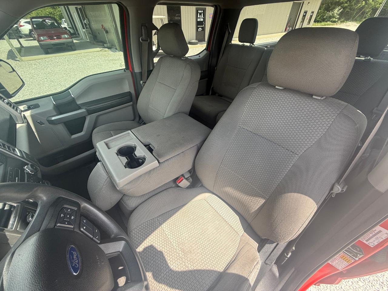 2016 Ford F-150 XLT - Photo 6