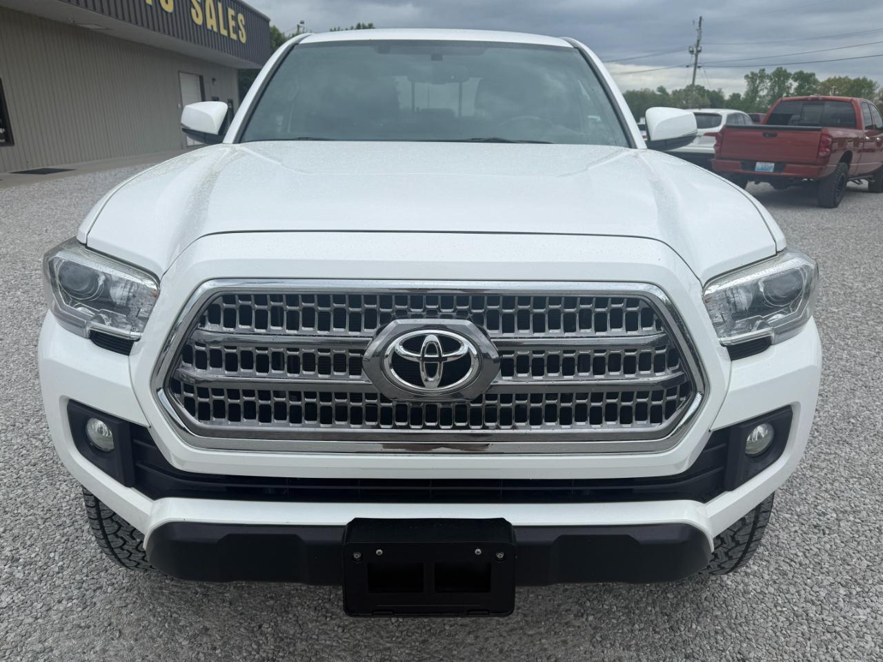 Toyota Tacoma  2017