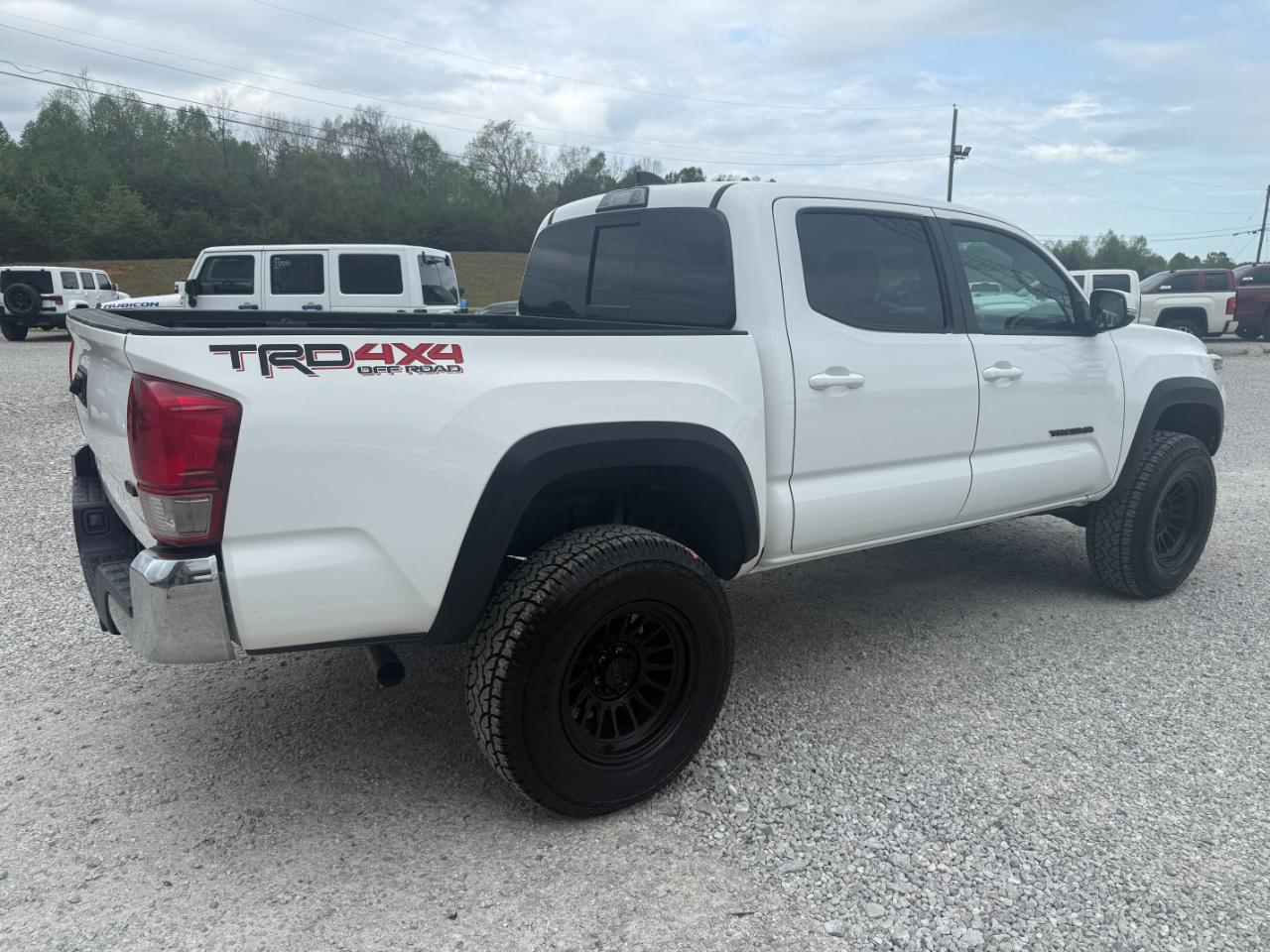 Toyota Tacoma  2017