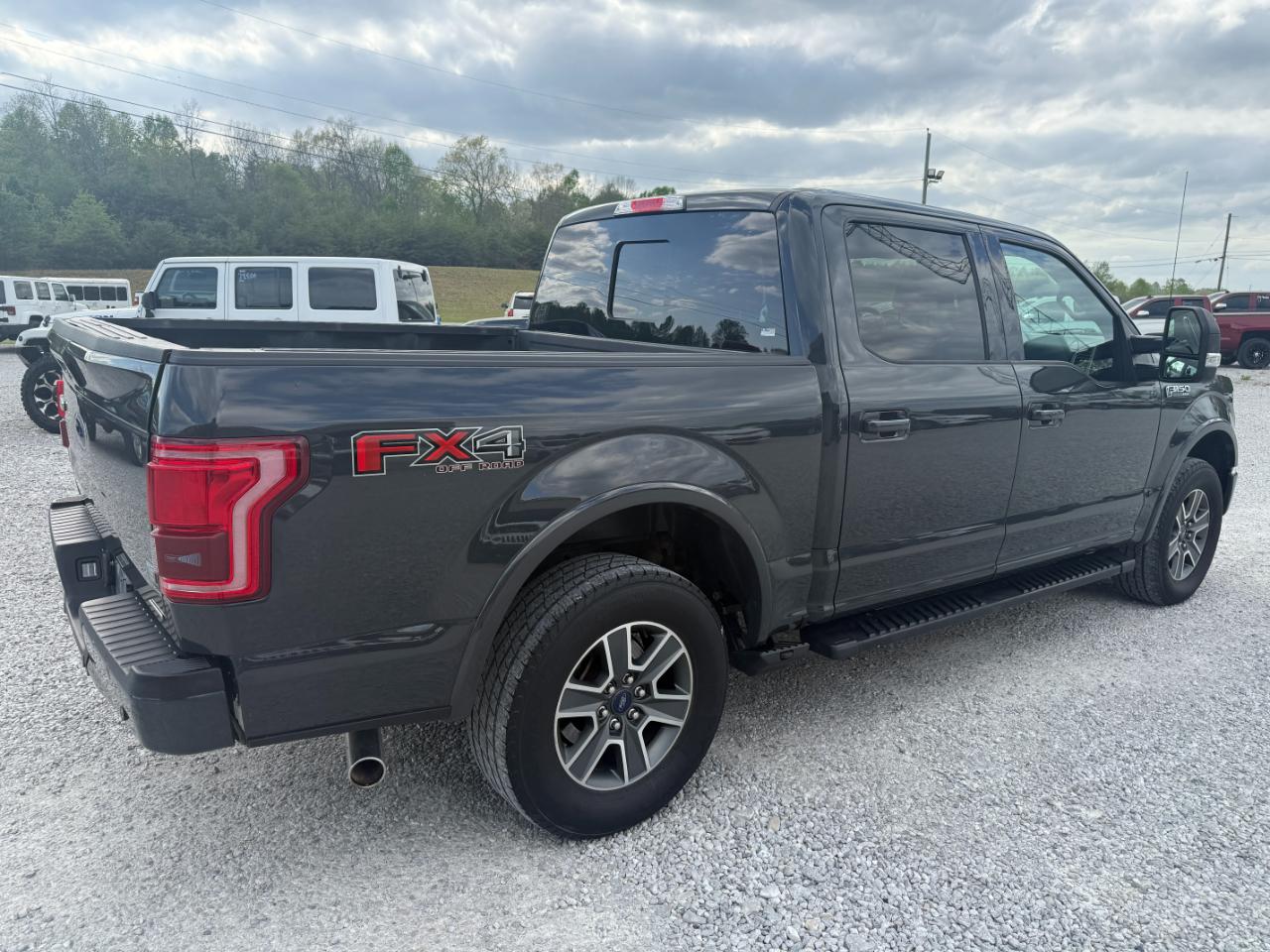 Ford F-150 Lariat SuperCrew 5.5-ft. Bed 4WD 2016