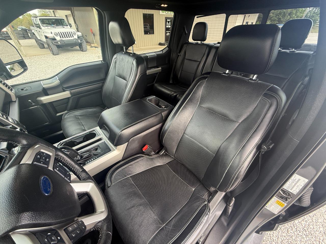 Ford F-150 Lariat SuperCrew 5.5-ft. Bed 4WD 2016