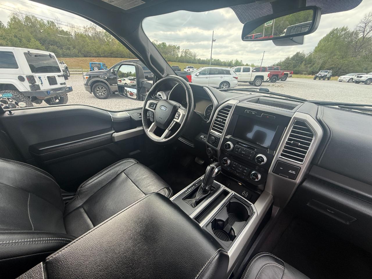 Ford F-150 Lariat SuperCrew 5.5-ft. Bed 4WD 2016