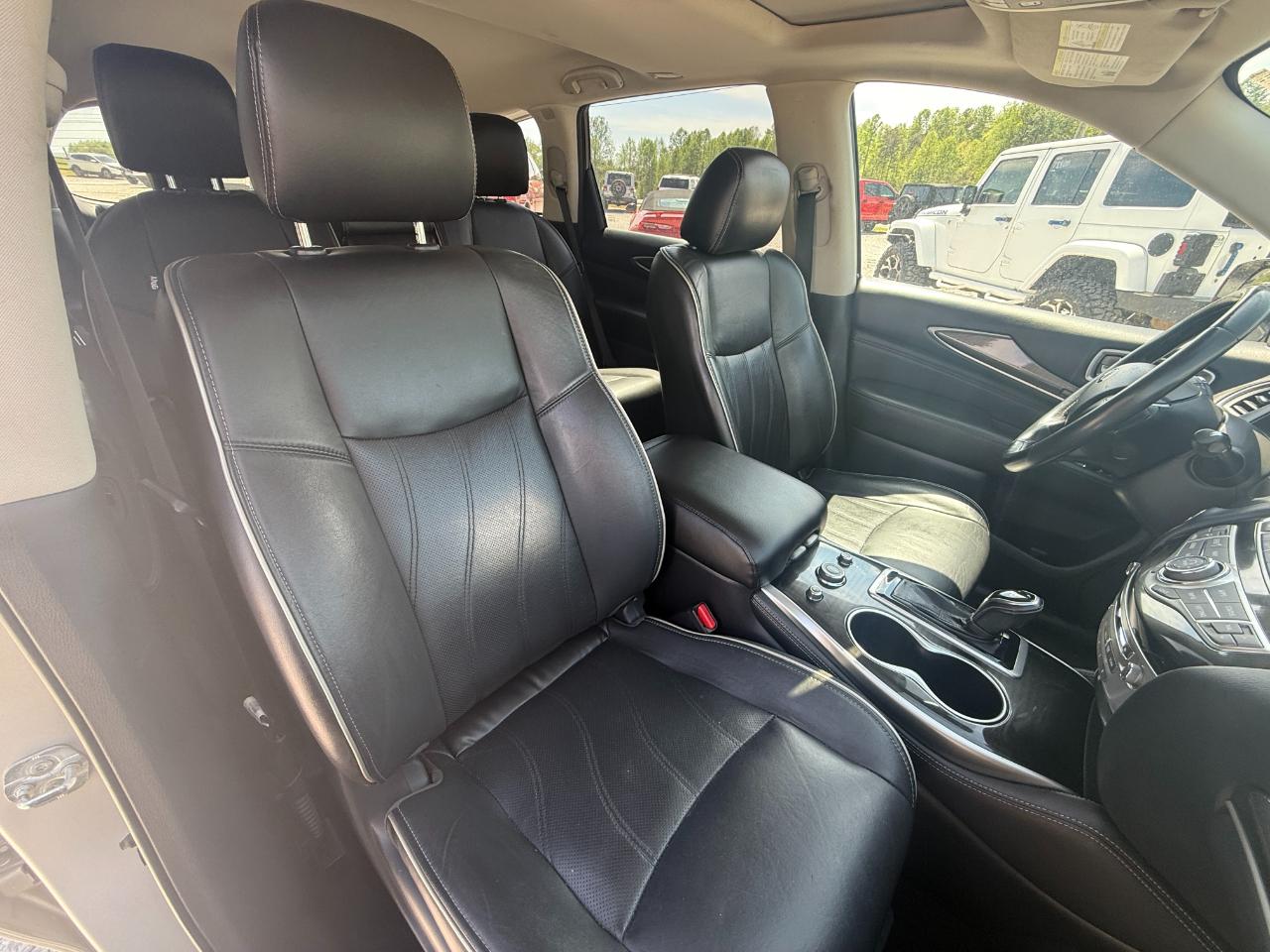 Infiniti QX60 Base FWD 2017