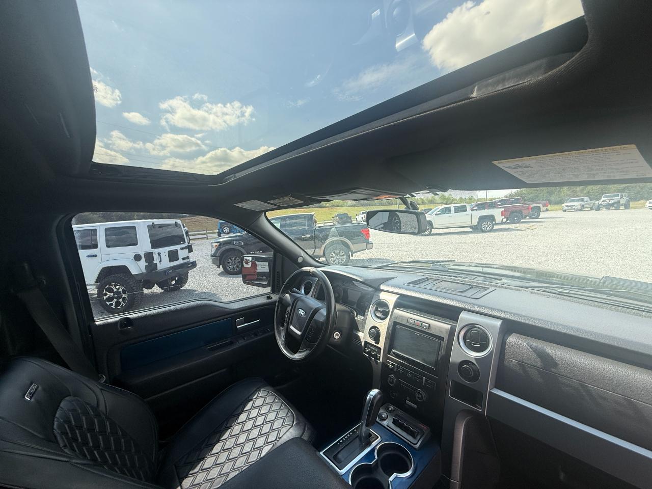 Ford F-150 SVT Raptor SuperCrew 5.5-ft. Bed 4WD 2012