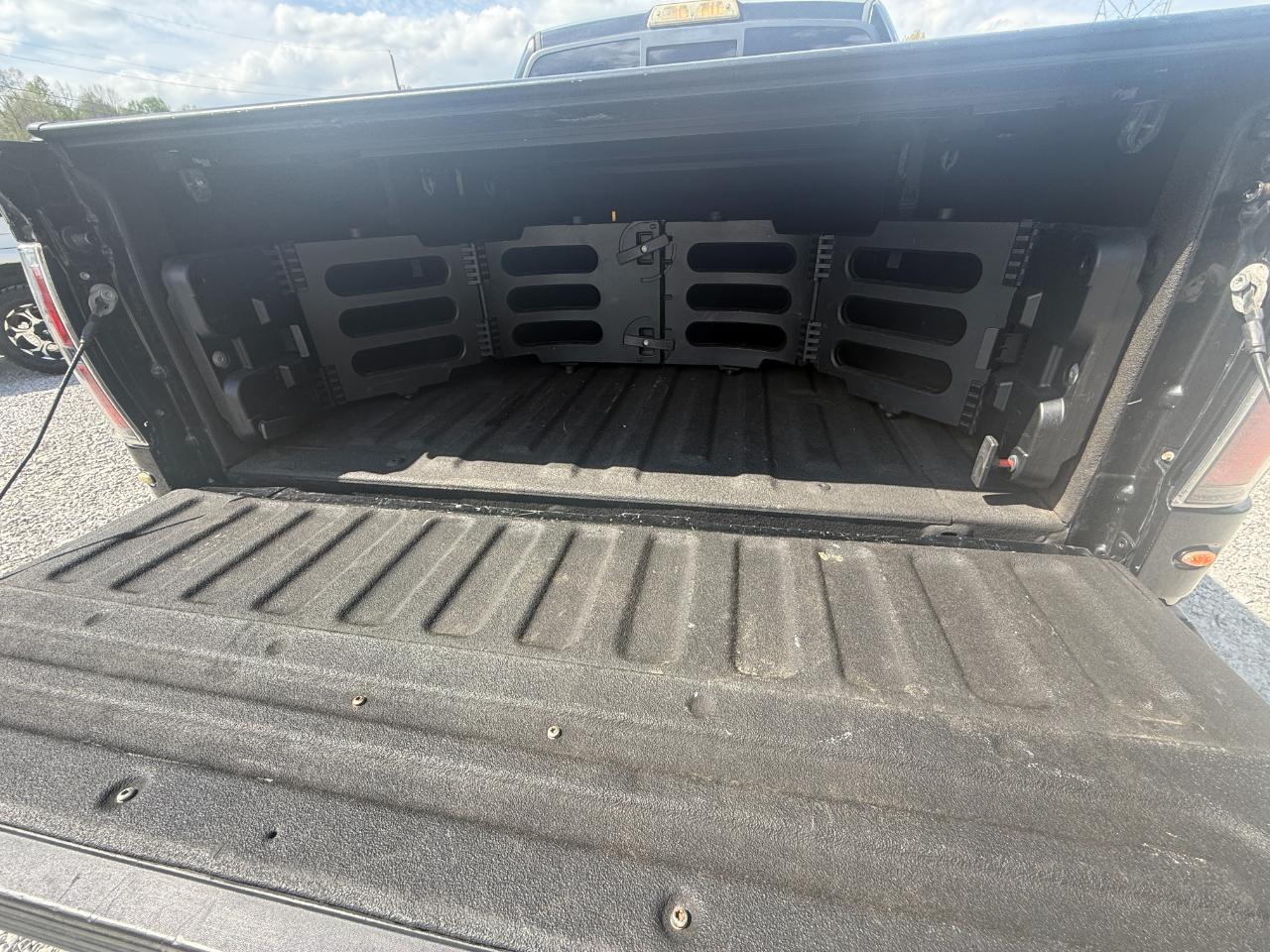 Ford F-150 SVT Raptor SuperCrew 5.5-ft. Bed 4WD 2012