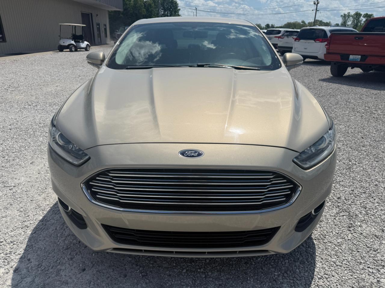 Ford Fusion SE 2015