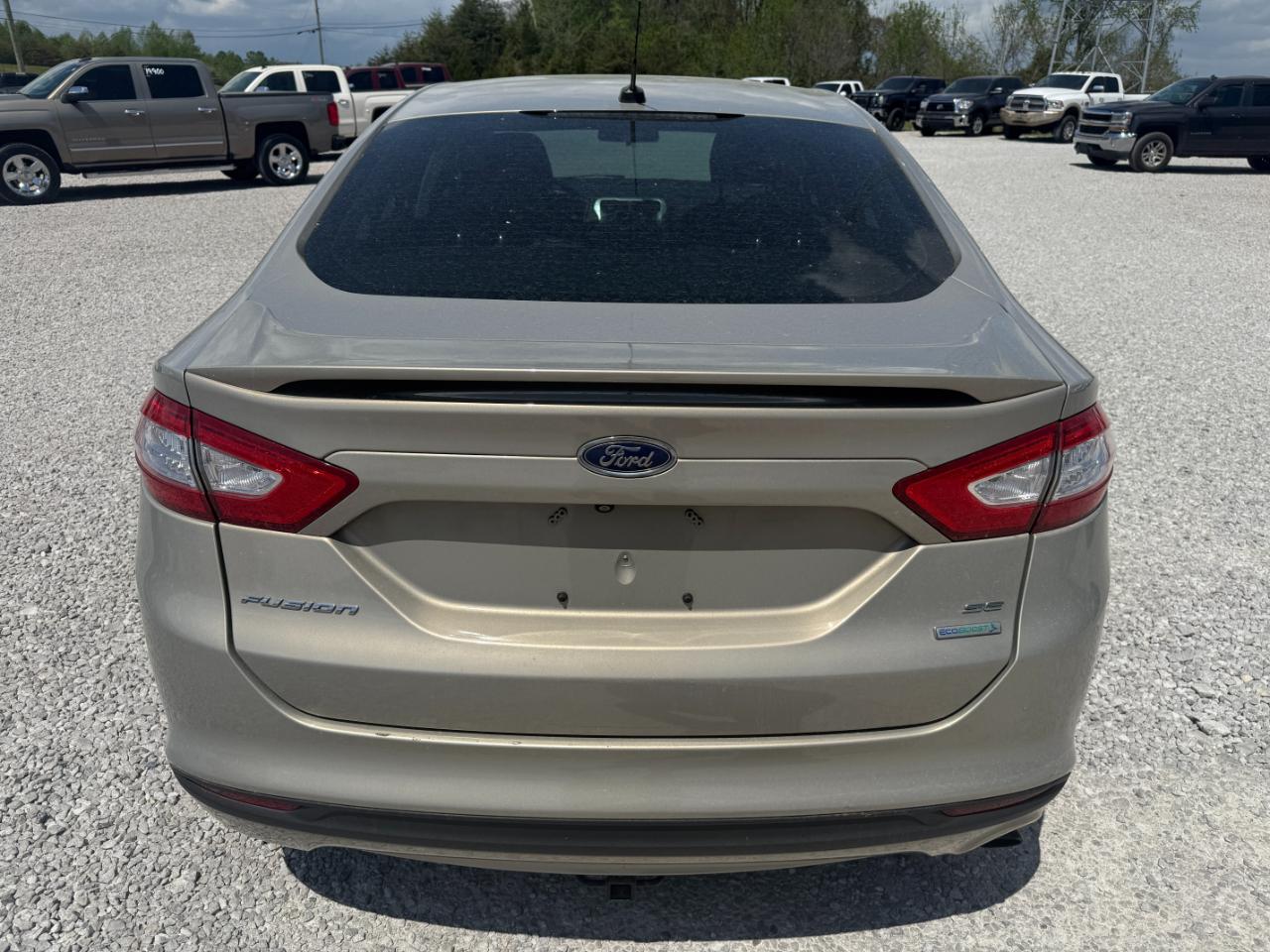 Ford Fusion SE 2015