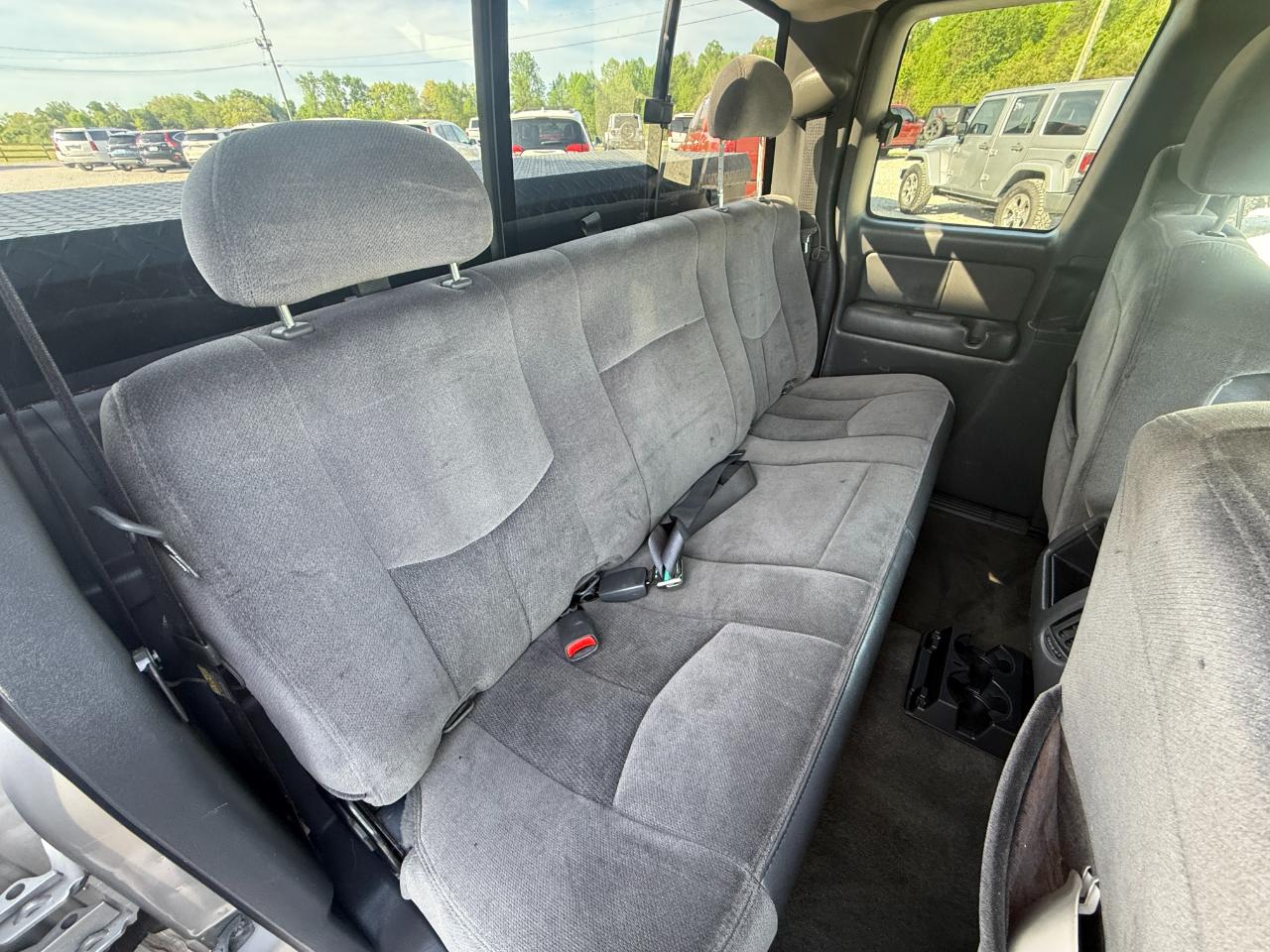 GMC Sierra 1500 Ext. Cab Long Bed 2WD 2005