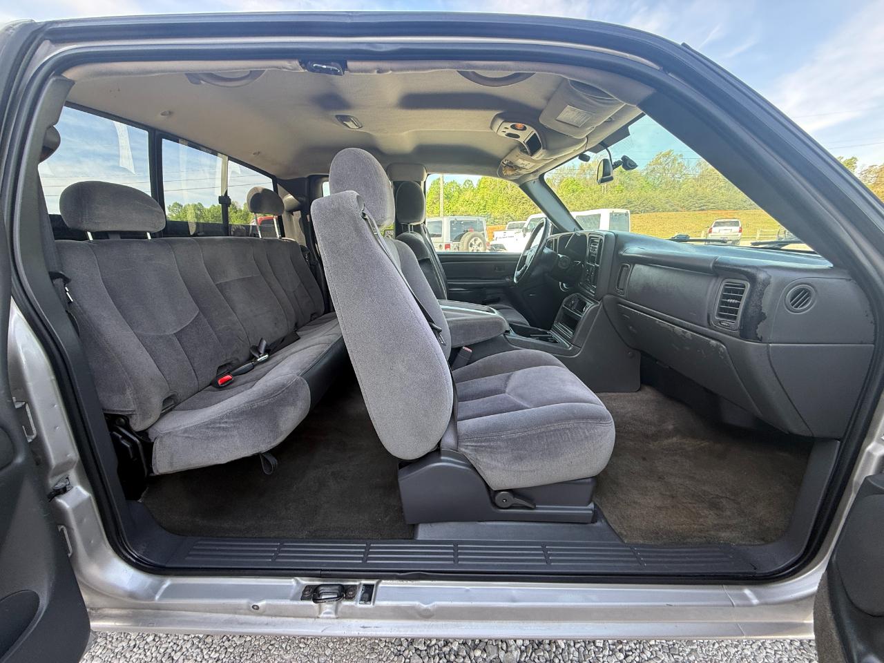 GMC Sierra 1500 Ext. Cab Long Bed 2WD 2005