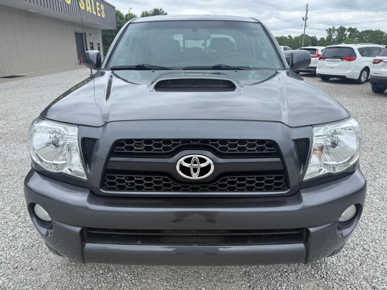 Toyota Tacoma Double Cab V6 4WD 2011