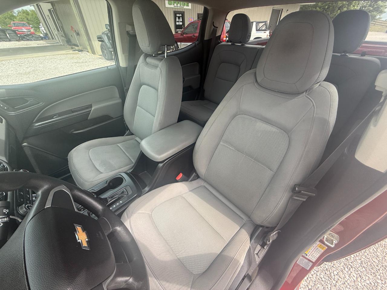 Chevrolet Colorado Work Truck Crew Cab 4WD Short Box 2016