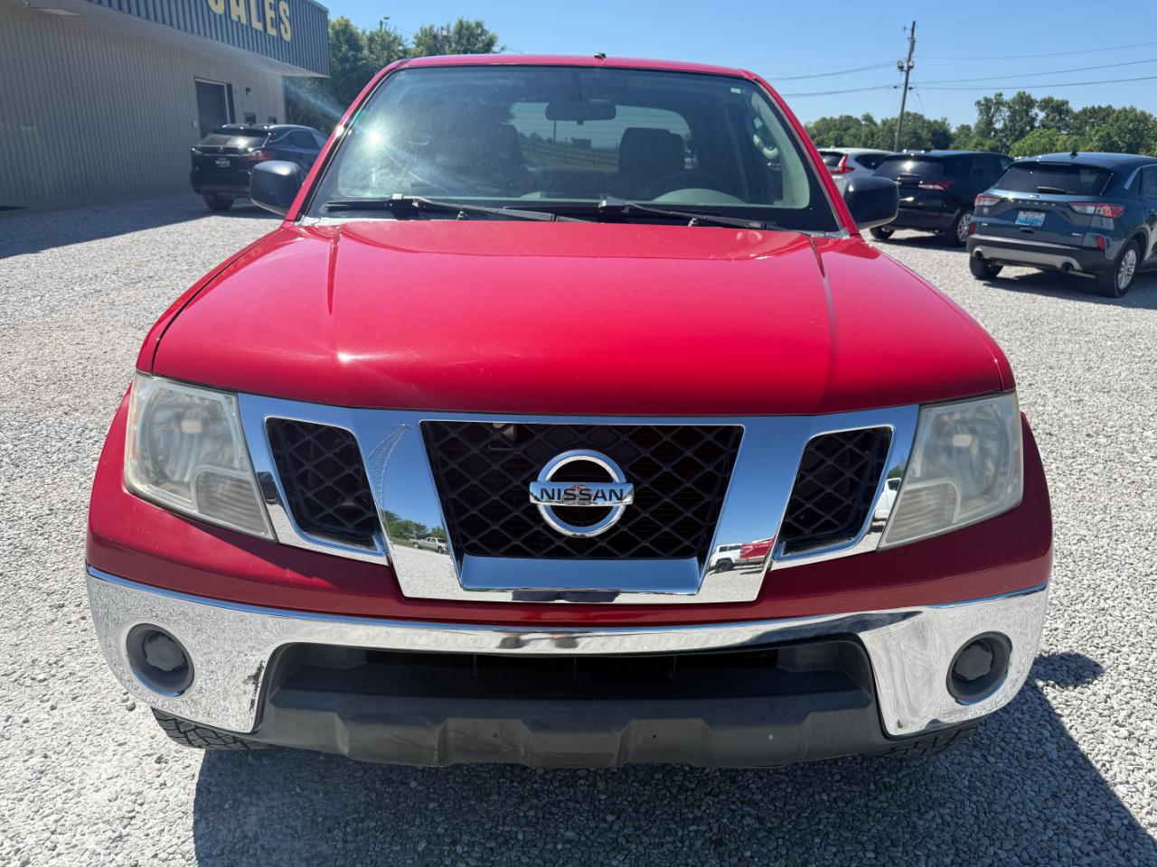 Nissan Frontier LE Crew Cab 2WD 2010
