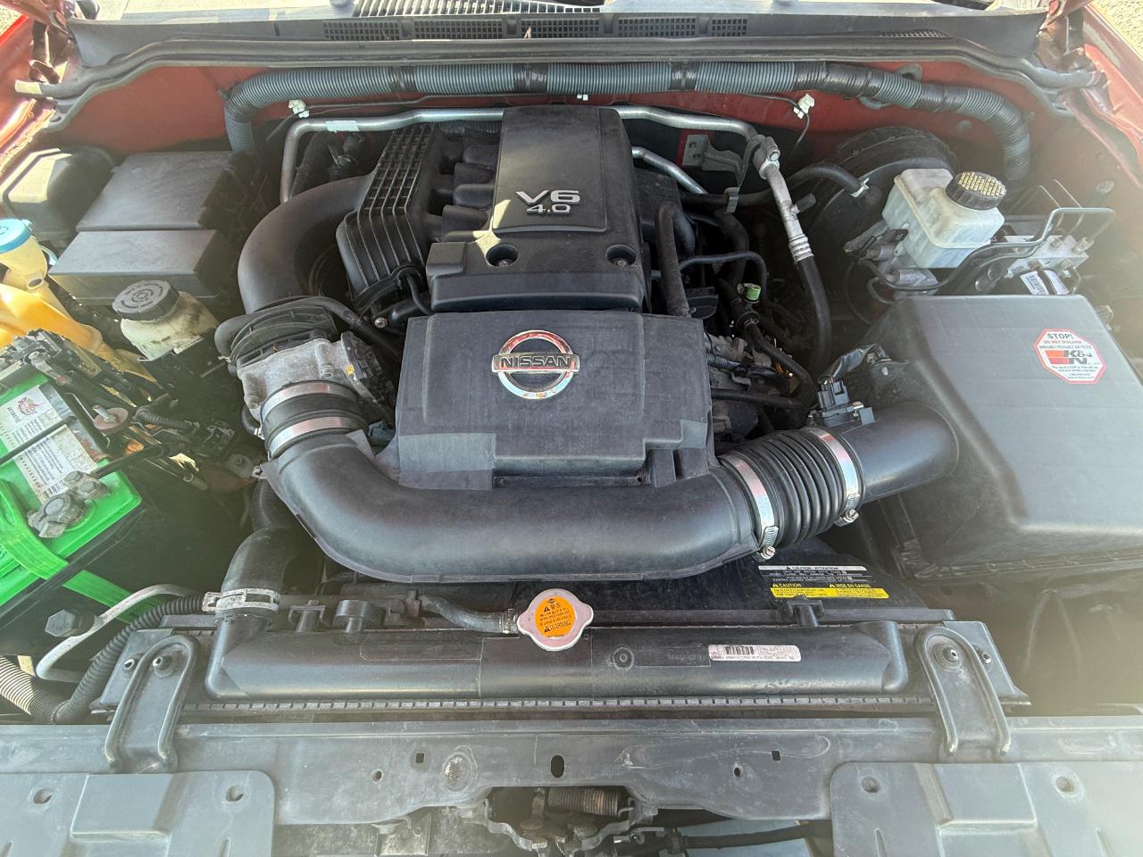 Nissan Frontier LE Crew Cab 2WD 2010