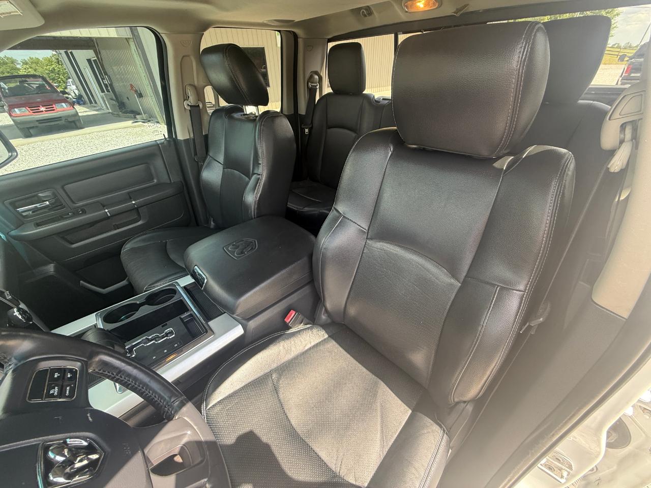 RAM 1500 Sport Quad Cab 4WD 2012