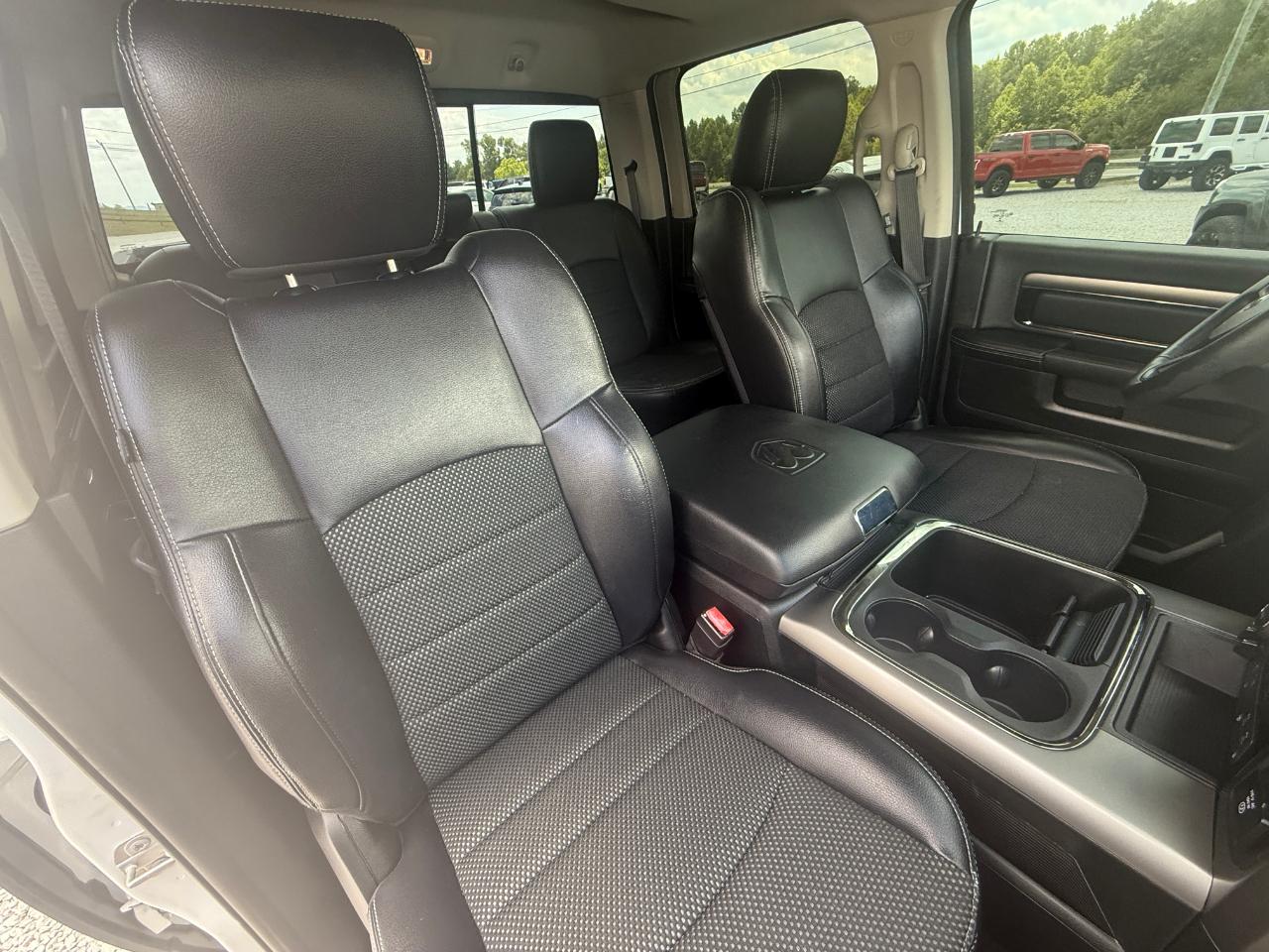 RAM 3500 SLT Crew Cab SWB 4WD 2017
