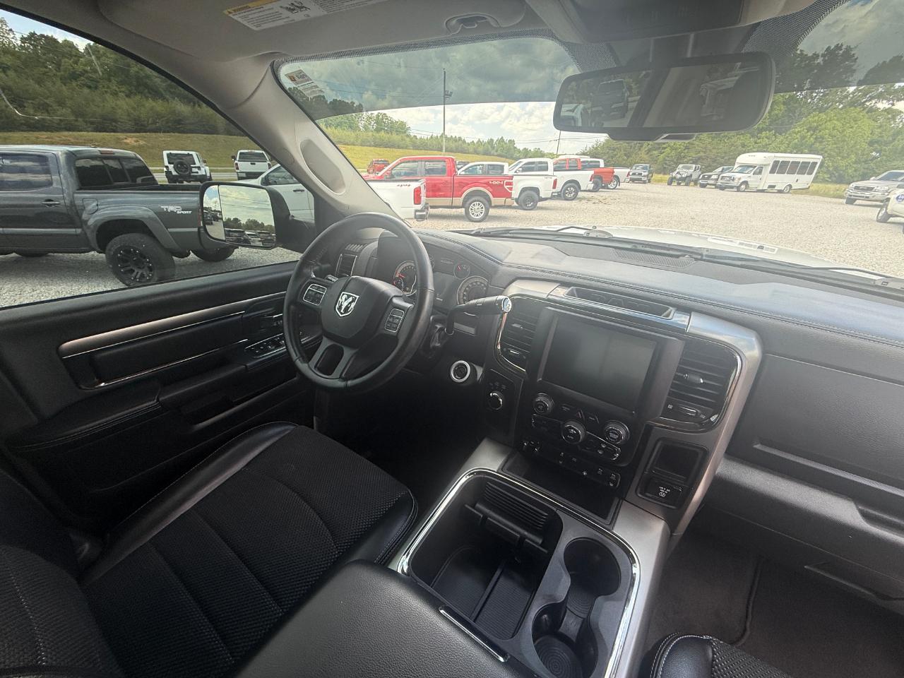 RAM 3500 SLT Crew Cab SWB 4WD 2017