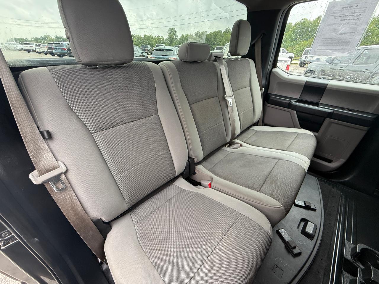 Ford F-150 XL SuperCrew 5.5-ft. Bed 4WD 2015