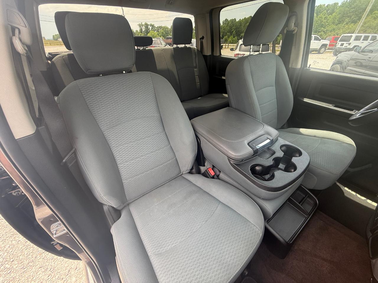 RAM 2500 Tradesman Crew Cab SWB 4WD 2017